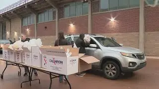 Columbus City Schools distributes meals to families affected by SNAP suspension