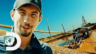 Parker Visits A Local Custom-Built DIY Mine Site In Peru | Gold Rush: Parker's Trail