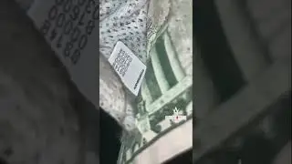 Found a tracking chip on the money! 👀😯😳 (via @__weed.woman__ ) #shorts