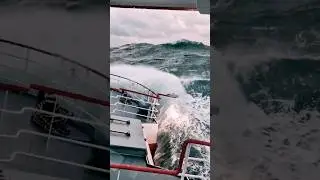big waves | ship rolling 🌊
