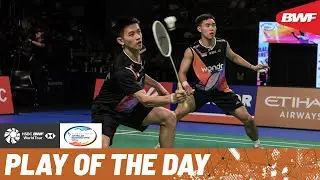HSBC Play of the Day | This rally will knock your socks off!