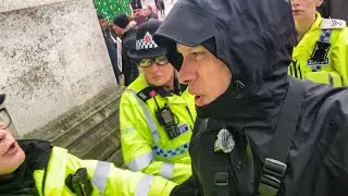 МАНЧЕСТЕР: Полиция напала на протестующих бабушек и арестовала их!