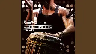 Rave Intro/Drop It On Me/Lola Lola/The Cup Of Life Medley (Black & White Tour Version)