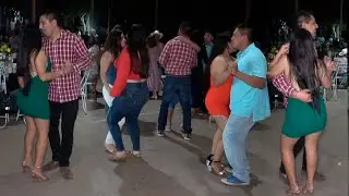QUE CHULADA DE AMBIENTE EN ESTE BAILAZO  DE LUJO  SI QUE SE PRENDIO EL AMBIENTE  VIDEO IMPERDIBLE