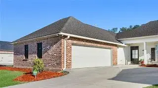 1324 AUDUBON Parkway, Madisonville, LA Presented by Bronwyn Land-Planchard.