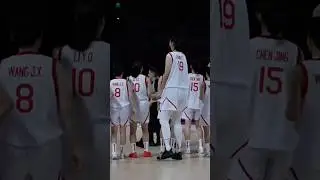 Tallest Female Basketball Player Ever! 🌟 Future WNBA Star? 🏀🔥 #shorts #basketball #tallgirl