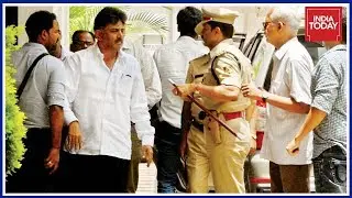 IT Raids Continue For The Second Day On Shivakumar's Properties