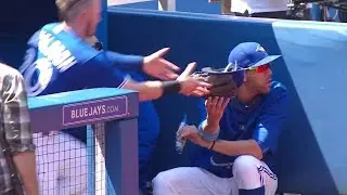 OAK@TOR: Blue Jays pitchers help defense take field