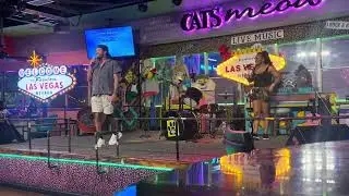 Von Tae Performs Trey Songz 