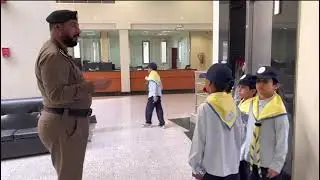 زيارة فريق كشافة مدرسة التميز للطفولة المبكرة لشعبة المرور