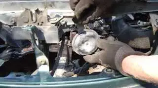 How to replace horn Toyota Corolla. Years 1995 to 2010.
