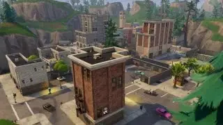 Fortnite Chapter 1 Tilted Towers tour