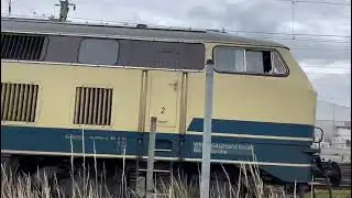 BR 225-004 Motorstart und Ausfahrt Bahnhof Biblis