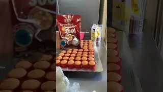 60 cupcakes