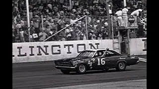 1966 Southern 500, The final few minutes. (Premier Darlington win for Darel Dieringer and Bud Moore)