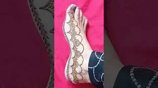 simple feet mehndi design 2026 | leg mehndi design #sejalmehndidesigner #shorts #mehndi #legmehndi