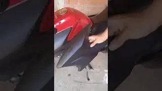 Como trocar a Aba( asa )  esquerda da FACTOR 150 2020 ( como colar o logo da Yamaha )
