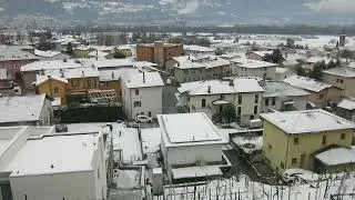 Privater Schr&auml;gaufzug Sementina Talfahrt Hersteller AS Aufz&uuml;ge funicolare Schweiz Switzerland
