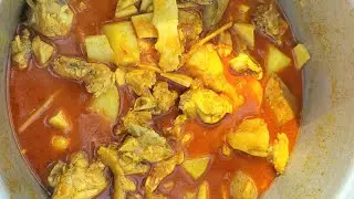Authentic Maharashtrian Adivasi Pickled Bamboo Shoots Chicken 🍗 | Traditional Jungle Cooking 🤤🎍🔥