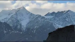 Mountains near Sissu and Khangsar 
