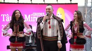Florin Grigore si Star Music Band pe scena Targul Ghidul Miresei