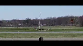 Plane Spotting: Costanzo Air's N6372D landing runway 10, Zip Aviation/Blade helicopter leaving KCDW.