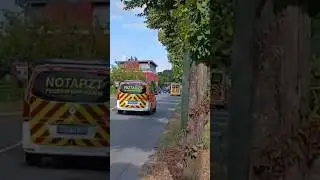 RTW-NEF auf Einsatzfahrt zum Krankenhaus auf alarmfahrt