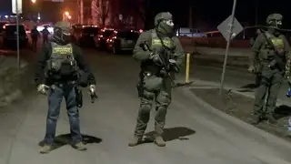 ICE officer shoots shovel-wielding man in Minneapolis