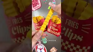 The potato chip sealing clip that can be sucked onto the refrigerator is very practical, with a box