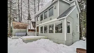 Cabin with Hot Tub and Views 1 Mile to Alyeska Resort | Cabins in Girdwood