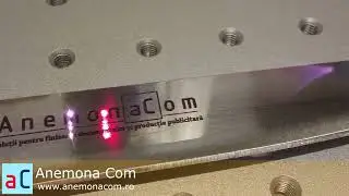 Gravator fiber laser   gravare marcare lama de cutit cu VOIERN50W