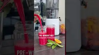 Will this be your next recipe? 😋 1 cup mint leaves 🍃 &bull; 4 oranges 🍊 &bull; 4 apples 🍎 &bull; 1 beet 🫜