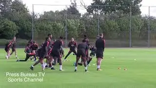 Arsenal Training pre Cologne