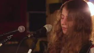 Jenny Pakman - Running Out Of Light (Looper Live Sessions)