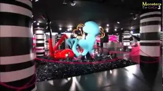 Gaga's Workshop: Inside the Workshop