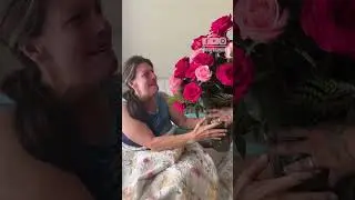 Surprise Roses Melt Mom&rsquo;s Heart in the Sweetest Moment!|| Heartsome 💖