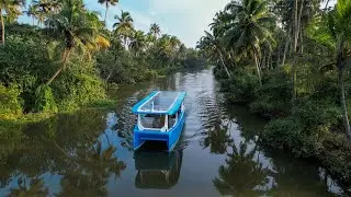 Avalon - The luxury solar-electric boat | Navalt
