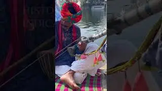 Kesariya Balam played on the  Ravanahatha