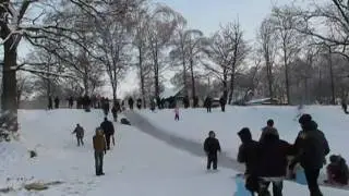 Прогулка на ледяную горку / The winter walk by Valeria Korneeva