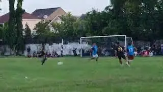 kecepatan wing back kanan pemain timnas koko ari