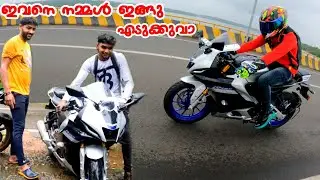 ഒന്നും നോക്കില്ല ഒരെണ്ണം നമ്മളും എടുത്തു |Showroom Delivery New R15M V4