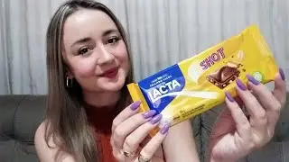 ASMR: BARRA DE CHOCOLATE LACTA (SUSSURROS / SONS DE EMBALAGEM E MASTIGAÇÃO)