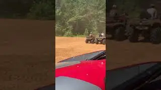 CFMOTO 950 jump