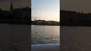 Sunset dinner cruise in Budapest