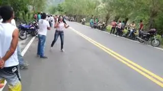 Duke 200 vs Yamaha RX 100
