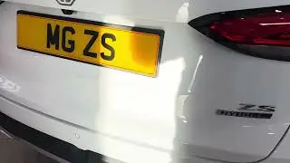 MG ZS Trophy in Arctic White