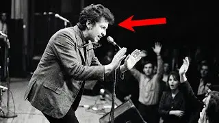 What Bob Dylan Said When He Refused to Play Protest Songs Live