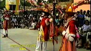 LOS CHAREOS DANZA DE LA REGION MIXTECA.