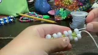 Flower cuff tut!#scenegirl #kandi #kandikid