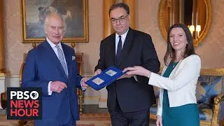 King Charles presented with first banknotes bearing his portrait